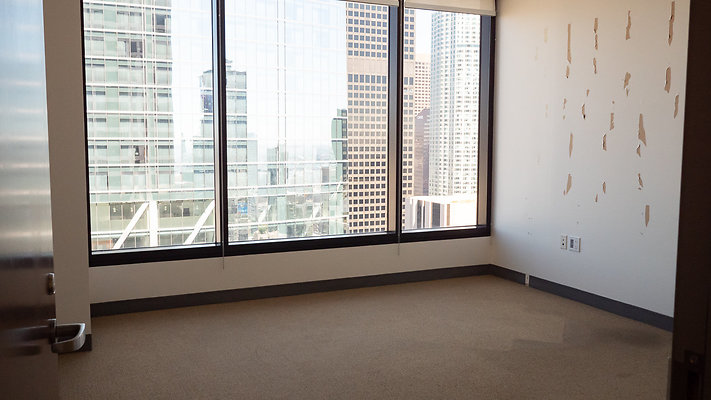 ErnstYoung Suite2950-09