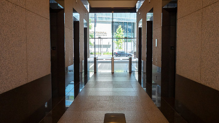 ErnstYoung Lobby-23