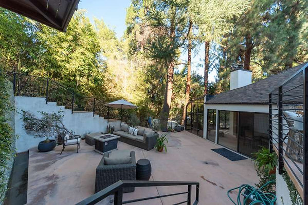 12359 patio 9