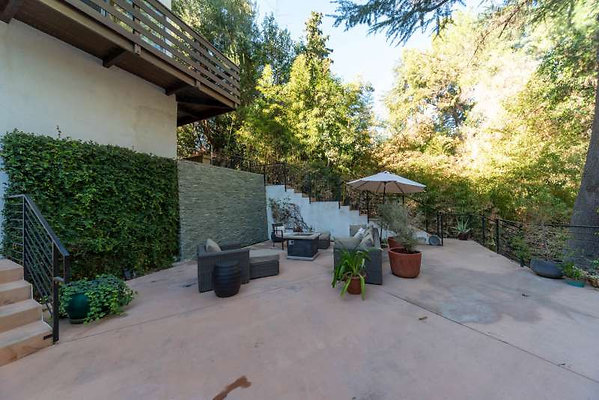 12359 patio 8