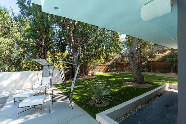 12945 garden 1