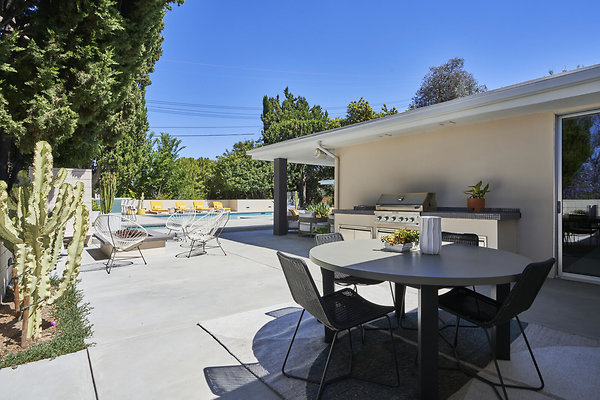 12945 patio 4