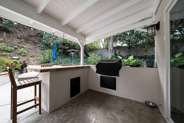 10946 patio 5