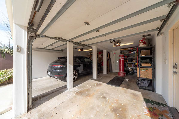 12633 garage 3
