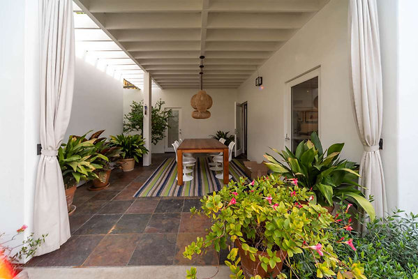 12633 patio 6