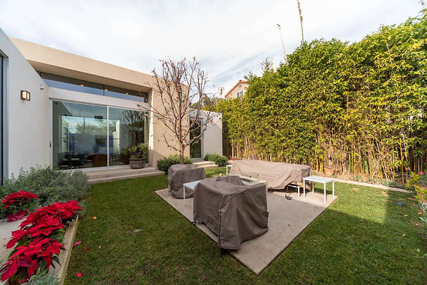 12633 patio 2