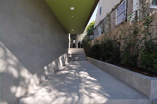 9789 porch 1