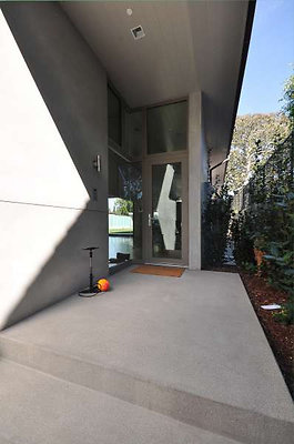 9789 porch 2