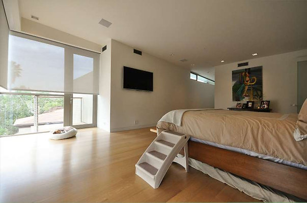 9789 bed 1