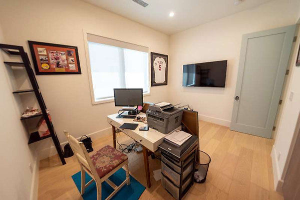 12452 office 1