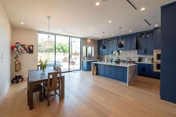 12452 dining 2