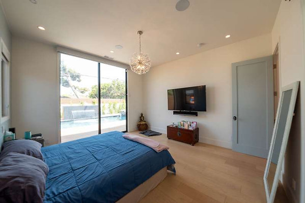 12452 bed 4