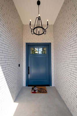 12452 porch 1
