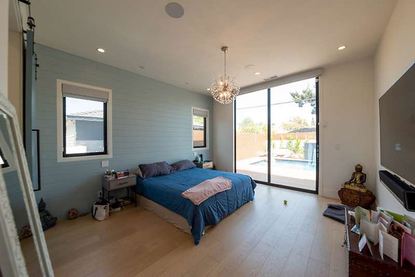 12452 bed 1