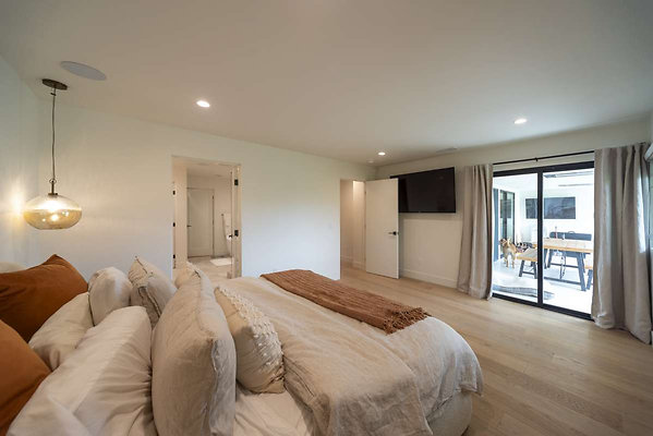13748 bed 2