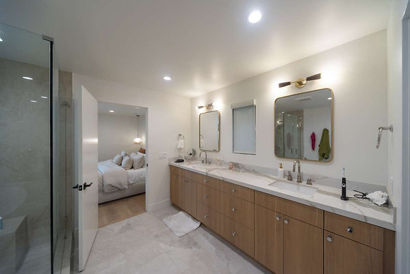 13748 bath 2