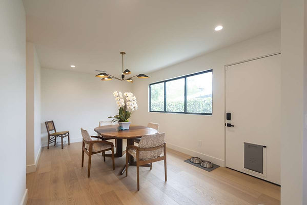 13748 dining 2