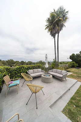 13748 patio 2