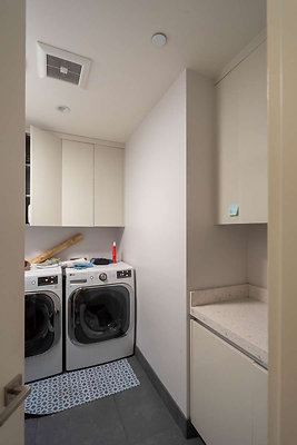 12957 laundry 1