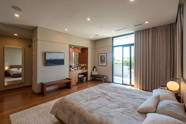 12957 bed 4