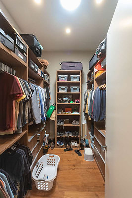 12957 closet 2