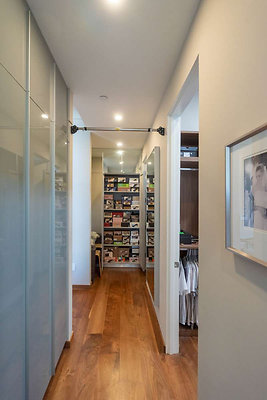 12957 closet 1