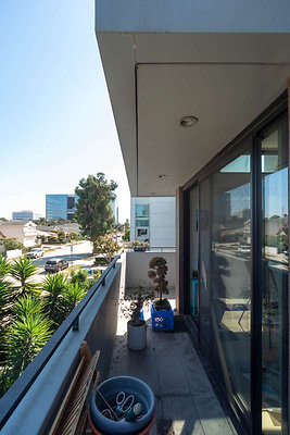 12957 balcony 3