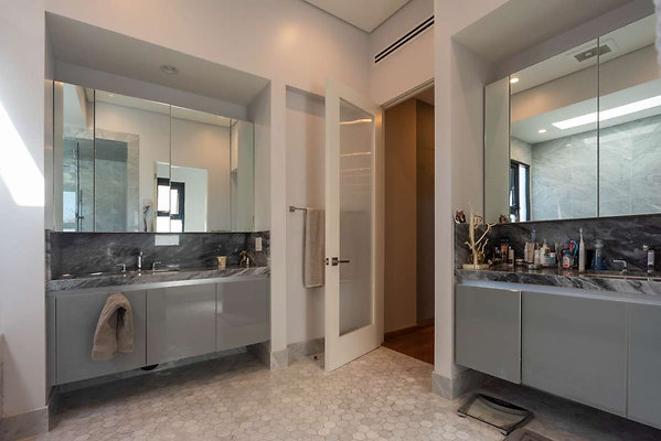 12957 bath 2