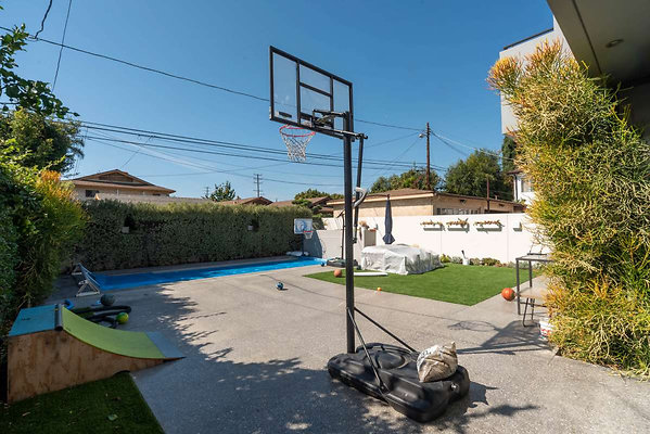 12957 pool 4