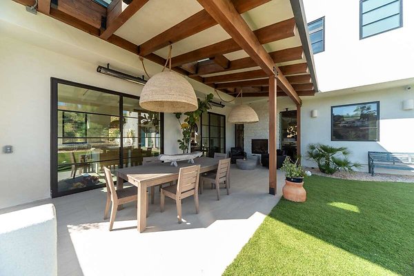13917 patio 2