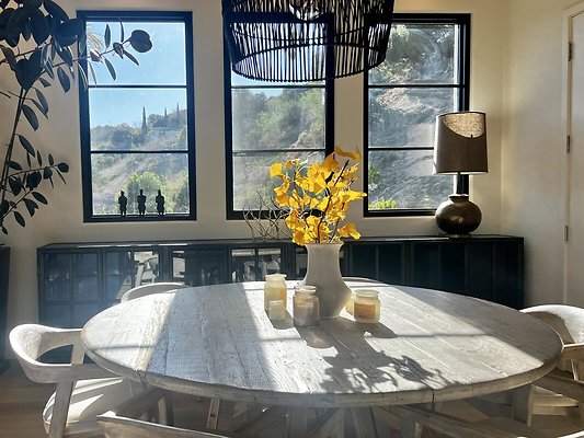 13917 dining 6