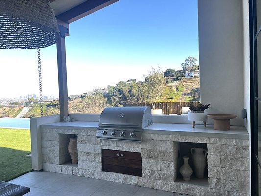 13917 patio 8