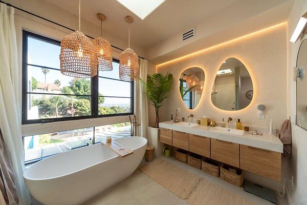 13917 bath 2