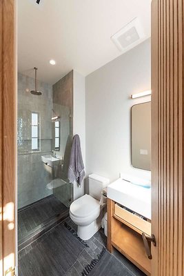 13917 bath 6