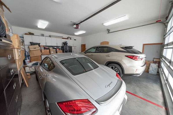 11413 garage 3
