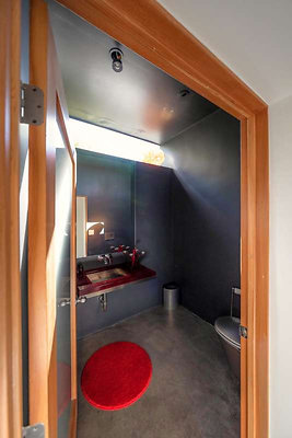 11413 bath 7