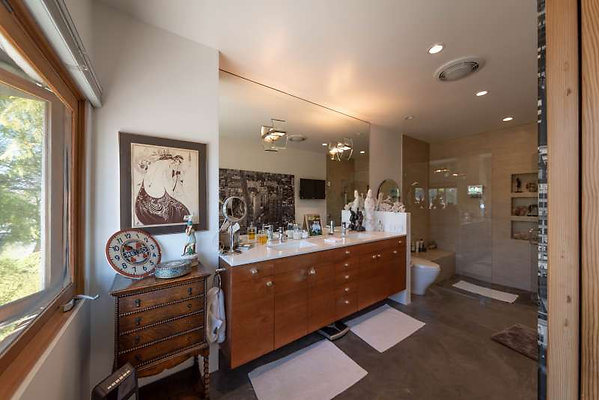 11413 bath 1
