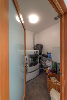 11413 laundry 2