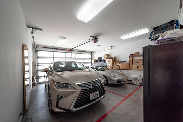11413 garage 2