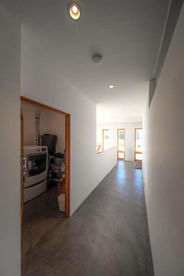 11413 laundry 1