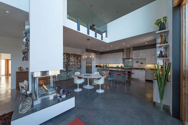 11413 dining 1