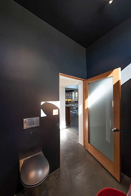 11413 bath 8
