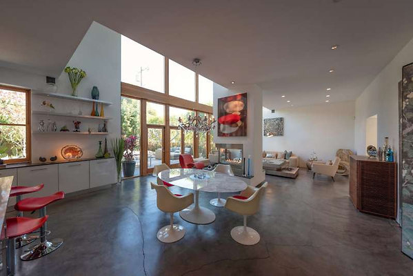 11413 dining 5