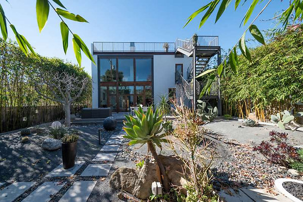 11413 garden 1