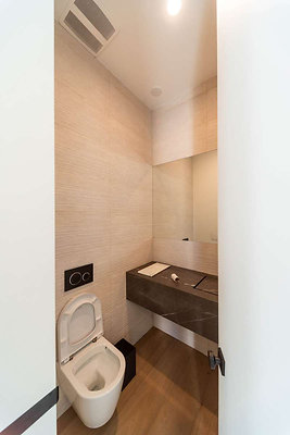 12665 bath 9