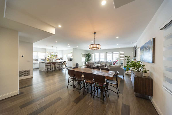 13617 dining 5