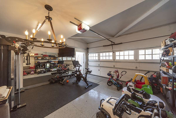13617 garage 1