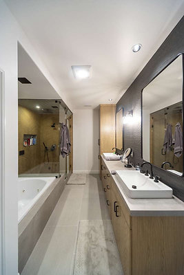 13617 bath 2