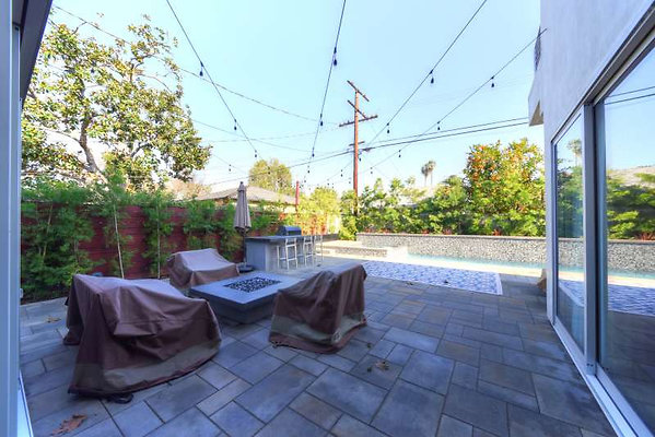 10860 patio 1