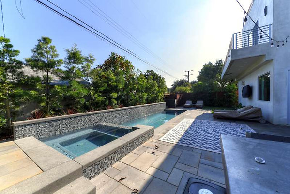 10860 pool 2